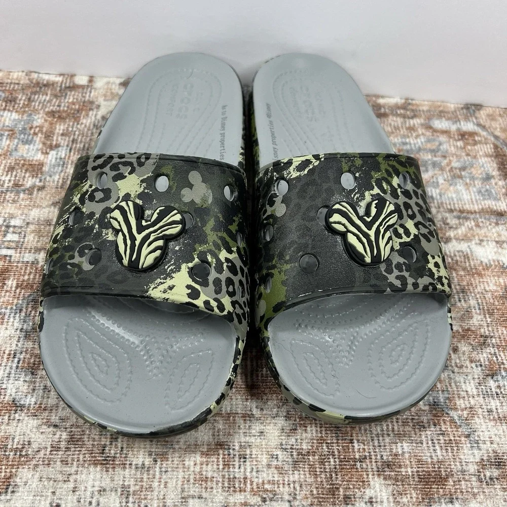 Disney Parks Crocs Slides Sandals Animal Kingdom W 7 M 6 Safari Green Black Camo